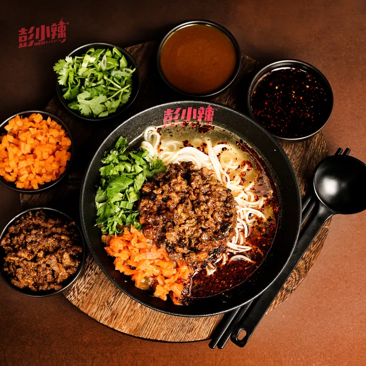 彭小辣徐州老味酱香鲜湿米线肉酱多多骨汤熬制宝妈健康速食宵夜