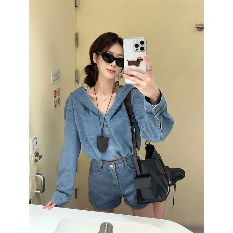 复古休闲气质牛仔套装宽松连帽长袖上衣高级感短款裤子时尚两件套