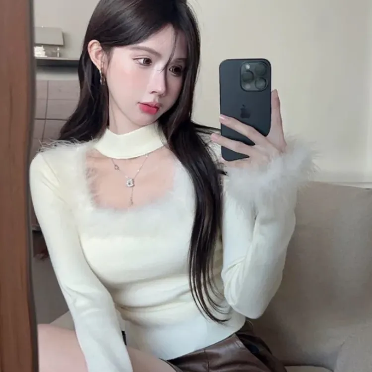 依依家6826毛毛拼接挂脖德绒打底衫女秋冬新款修身显瘦内搭长袖