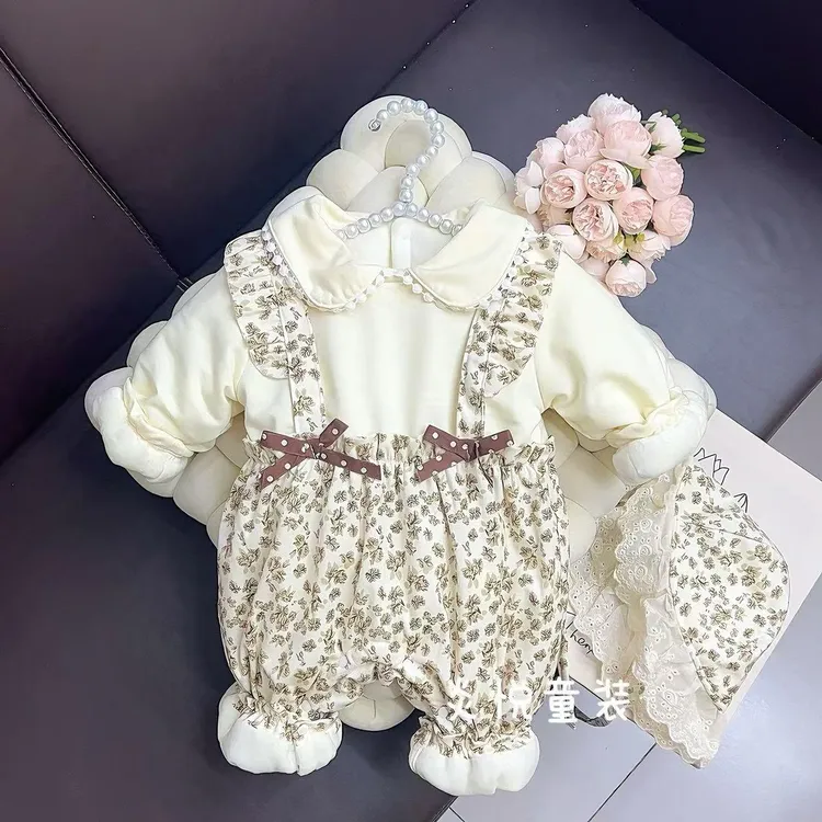 FAVMARTHA新款婴儿衣服冬装新生女宝宝连体衣满月加绒哈衣抱衣礼