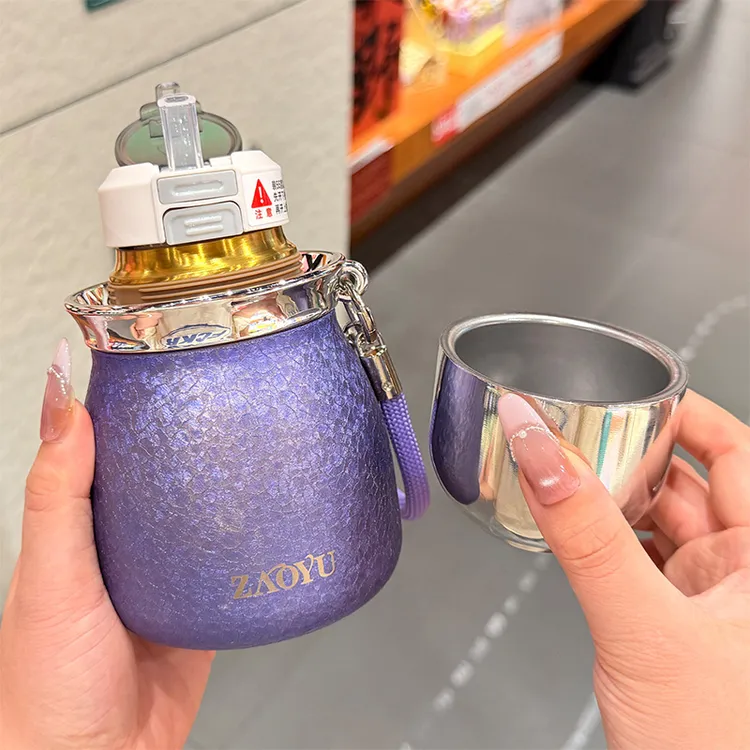 轻奢高档精致钛杯女士高颜值2025新款带吸管小巧便携不锈钢保温杯