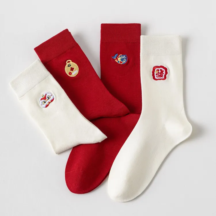 红色袜子男女2026马年本命年中筒刺绣发财福字白长袜可爱新年礼物