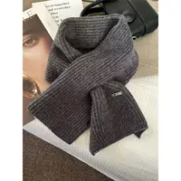 Barbie Siyu【包裹】66592秋冬高级感纯色小标保暖女士时尚纯色围巾