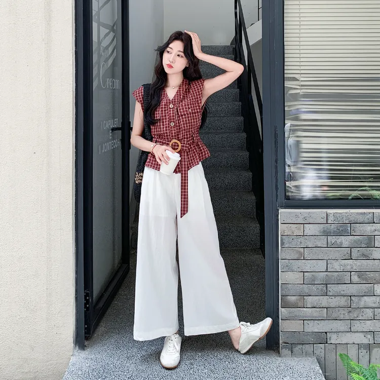 夏季韩系减龄套装女2025年新款红色复古格纹上衣休闲阔腿裤两件套