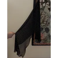 斜角长条桑蚕丝波点丝 巾  J25SJ565