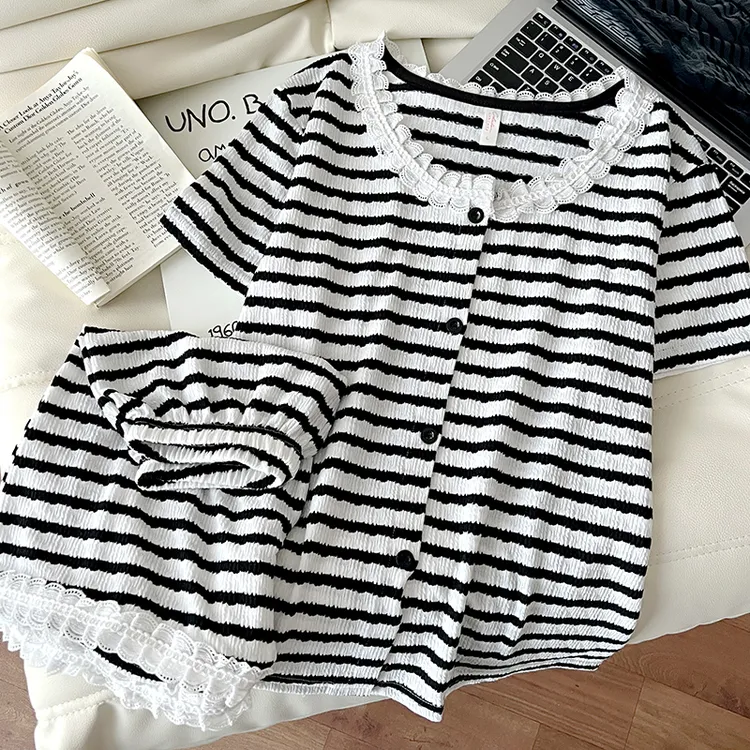 新款夏季甜美条纹短袖开衫女款家居服套装莫代尔棉薄款黑白