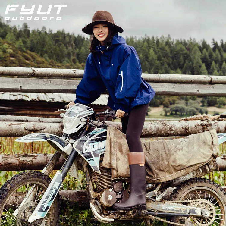 FYUT户外克莱因蓝色冲锋衣女抽绳收腰外套2025新款徒步保暖登山服
