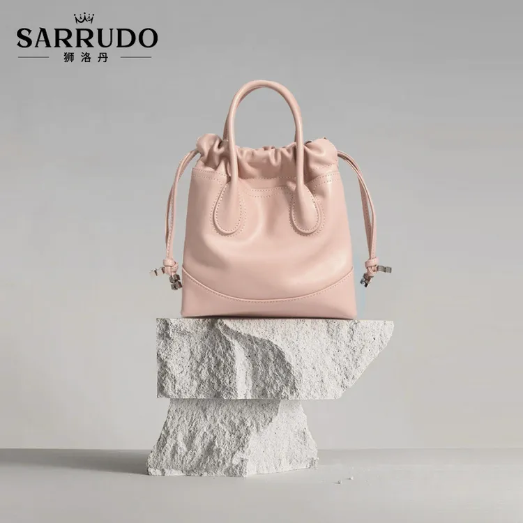 狮洛丹真皮单肩包女休闲大容量慵懒风通勤软牛皮托特质感