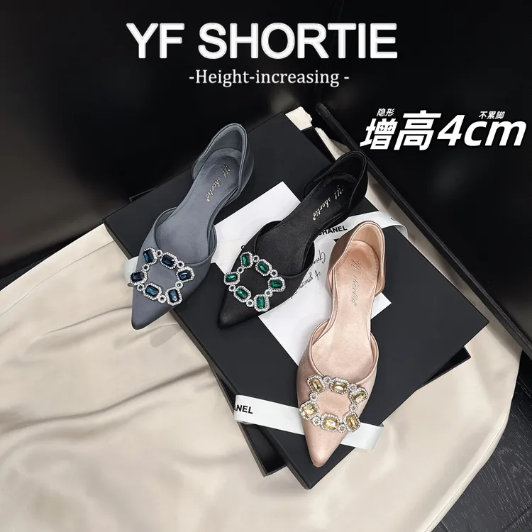 甜甜女孩·增高4CM水钻方扣尖头中空凉鞋女25新款法式缎面平底单鞋