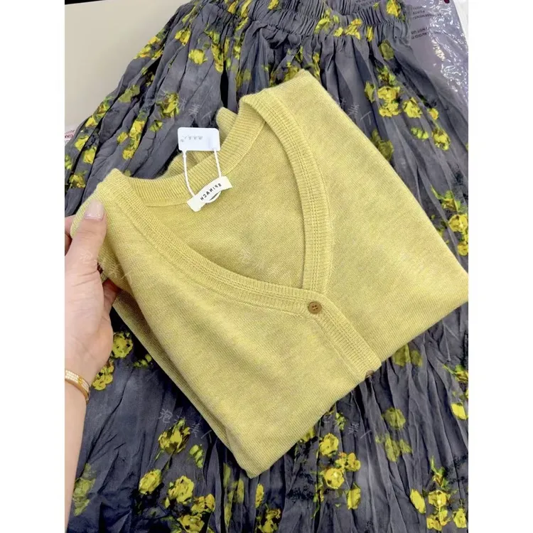 秋黄开衫」小v春季薄款纯色开衫韩系自留外套女针织上衣 25新