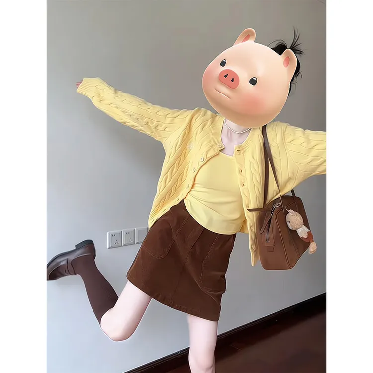 韩系黄色圆领麻花毛衣开衫女秋冬针织外套上衣纯欲吊带a字半身裙
