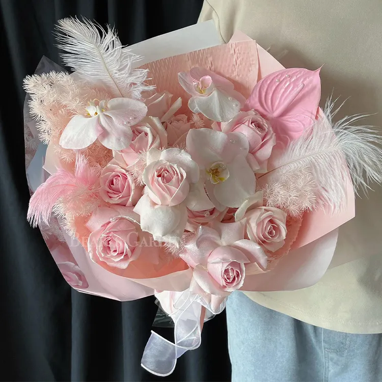 创意浪漫羽毛花束彩色羽毛鲜花包装时尚个性配饰装饰花艺花店
