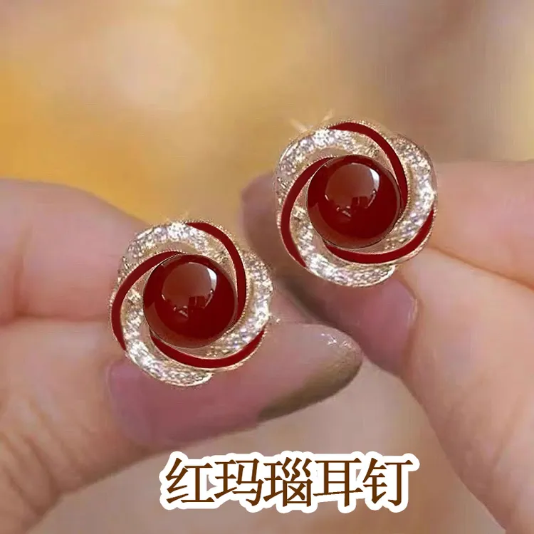 过年红耳环红色耳钉本命年喜庆红玛瑙耳饰时尚气质高级感精美饰品