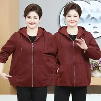 连帽特大码妈妈休闲夹克中老年女装春秋运动外套气质宽松妈妈装