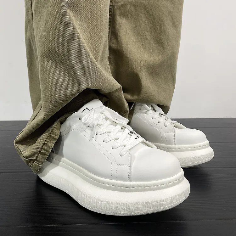 厚底小白鞋男内增高潮牌板鞋2025秋冬新款运动休闲鞋高级感面包鞋