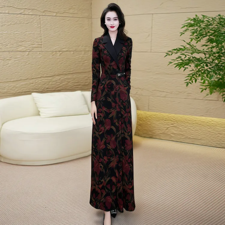 花色连衣裙女2025年秋季新款正式场合穿搭显瘦气质修身长袖裙子36