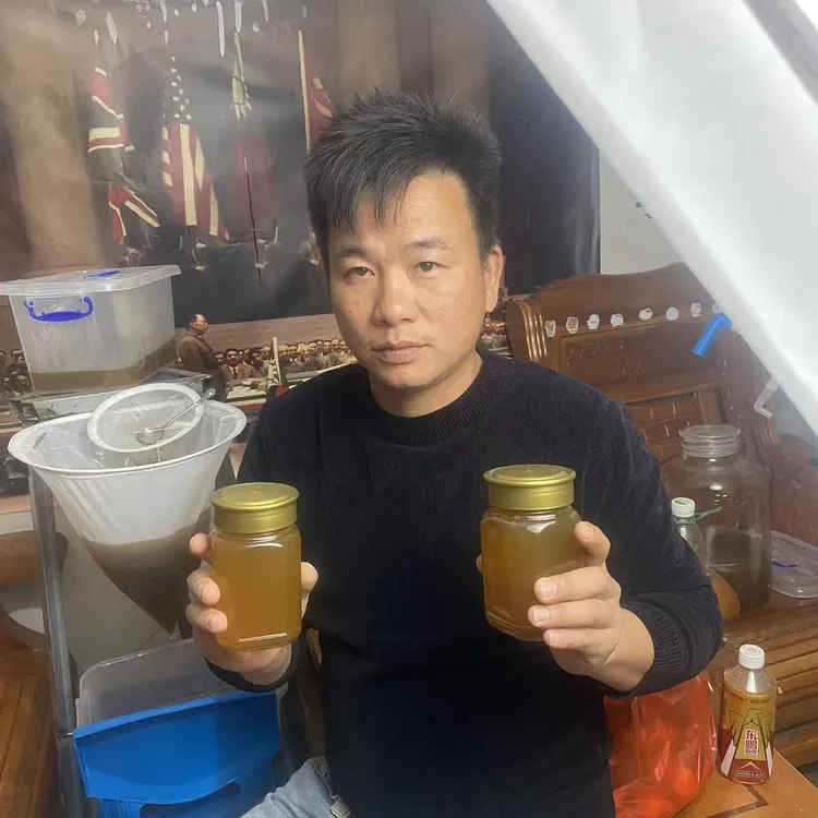 蜂场养殖物资蜂密广西容县直发