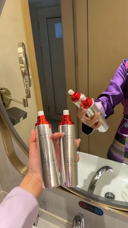 WEIERTI薇迩缇玫瑰精粹发光水乳套盒