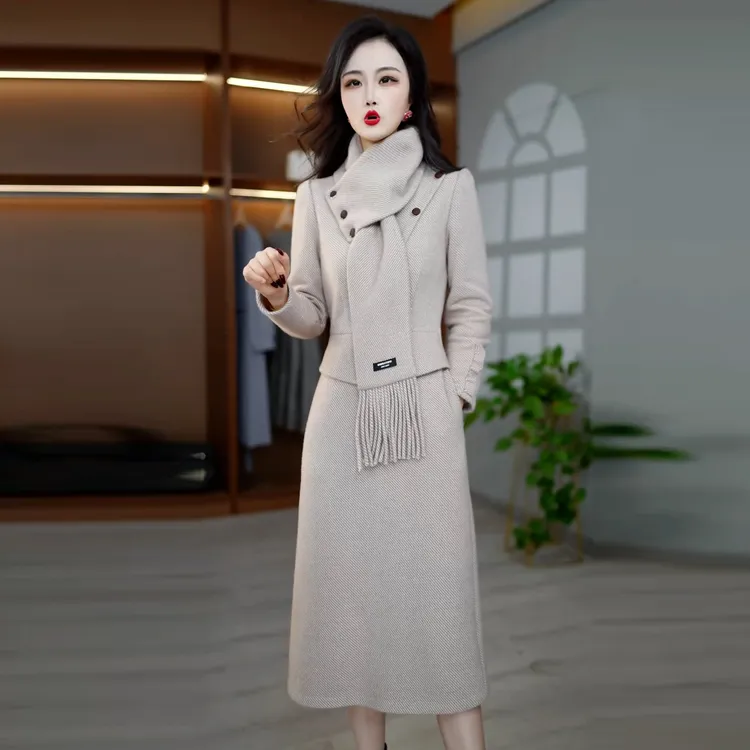 气质带围巾连衣裙女2025秋季新款妈妈装中长款显瘦气质设计感裙子