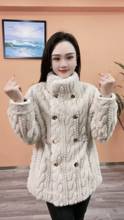 小香风气质洋气时尚保暖外套加厚款韩版百搭大衣冬季女毛毛外套