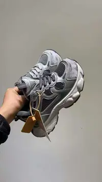 2603 新款时尚百搭休闲鞋