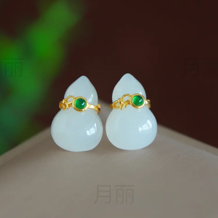 天然和田玉耳钉养耳洞 银镶羊脂玉白玉葫芦耳饰 时尚日常百搭款