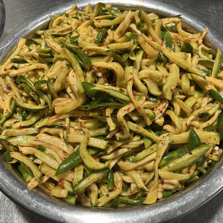 信阳农家萝卜干咸香脆口开胃解腻脆爽下饭菜