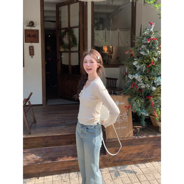  切糕自制【轻柔定律】小个子女秋冬设计感蕾丝花边镂空提花毛衣