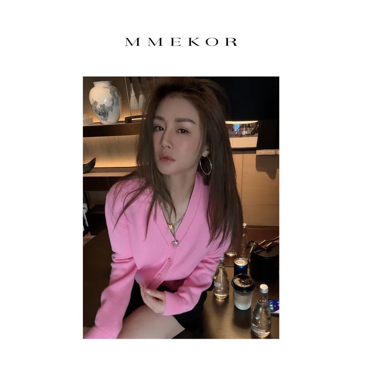 MMEKOR“梅朵琅玛”针织衫2025新款秋款千金玛德琳温柔上衣 30152