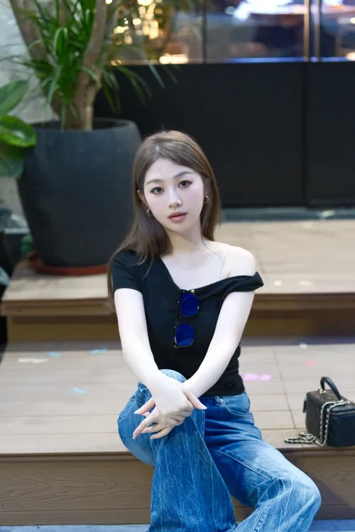 冬装显瘦气质时尚小众清