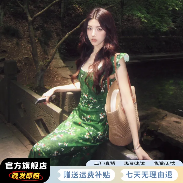 独特漂亮绿色度假碎花掐腰连衣裙长裙2025巨好看的夏日绝美小裙子