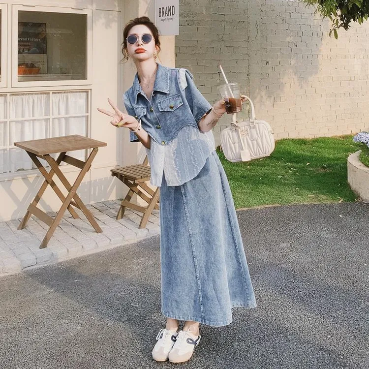 浅蓝色设计感假两件薄牛仔衬衫套装女夏新款显瘦气质半身裙两件套