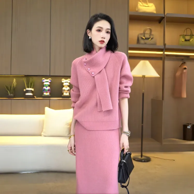 慵懒风秋冬新款轻奢高级感配围巾一整套显瘦减龄毛衣裙子两件套装