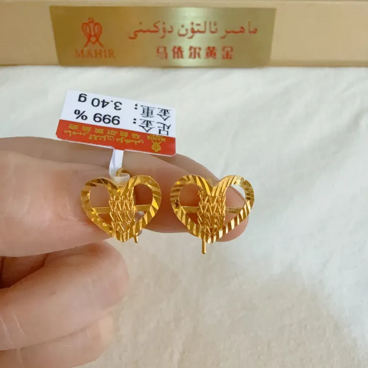足金耳环3.40克（880/克）