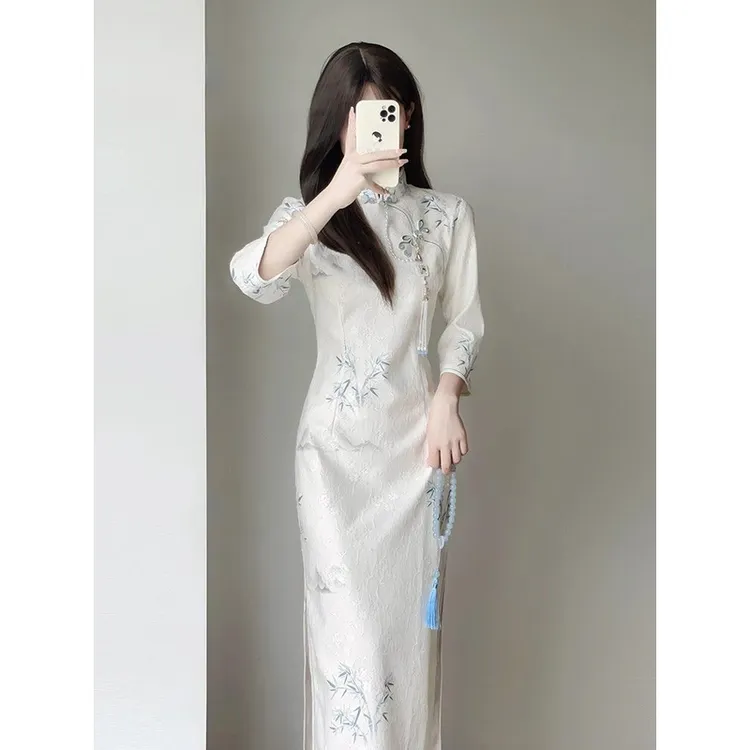 旗袍裙子新款少女改良气质高端年轻款连衣裙绝美春秋新中式连衣裙