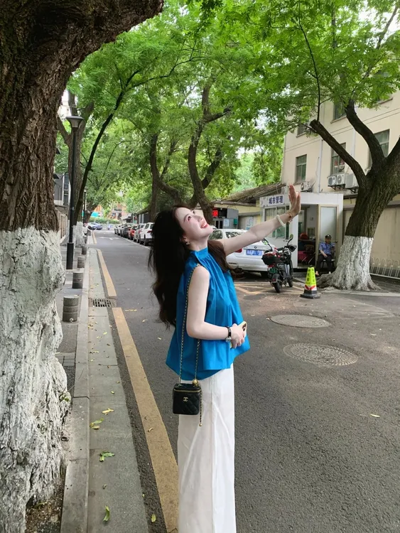 2025夏季新款韩系穿搭一整套高级感无袖上衣百搭阔腿裤两件套装