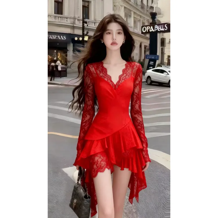 秋冬时尚高级感红色V领长袖修身高腰蕾丝A字裙气质显瘦百搭连衣裙