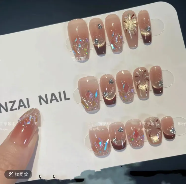 【繁星烟花】纯手工穿戴甲高级轻奢穿猫眼戴式美甲贴长款显白百搭