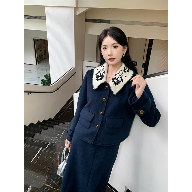 SHAOER【苏里小姐】法式重工可拆卸刺绣毛呢外套短裙裤 S725T16200