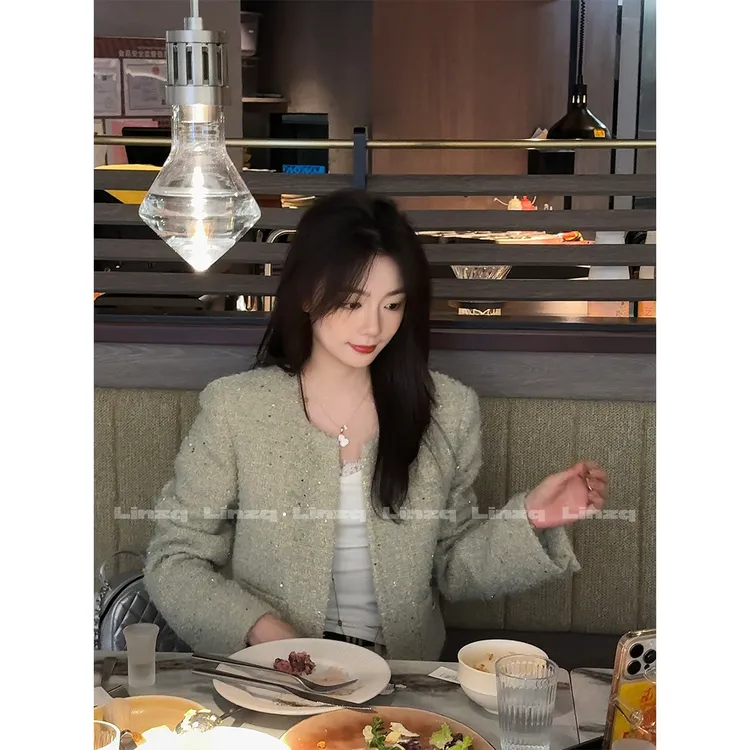 现货 林子秋【白日烟火】奢感粗织莫兰迪绿小香外套