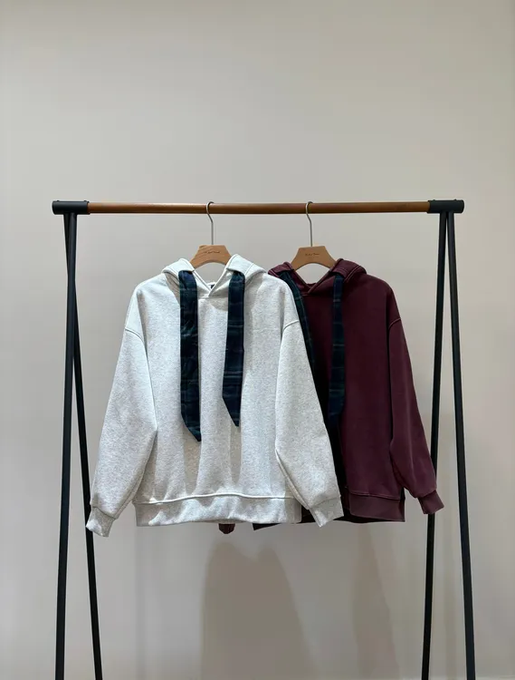 失物招领潮牌女装 2025冬季新款潮流时尚休闲百搭连帽卫衣25511