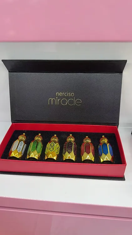 戴欧染迪拜香精套合