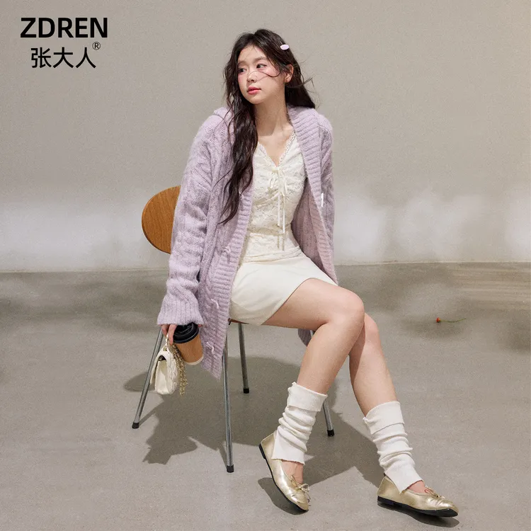 张大人【紫色薰衣草】大码女装微胖妹妹麻花针织牛角扣连帽毛衣套装