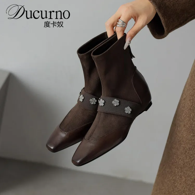 度卡奴小众覆古设计师款袜靴韩版显瘦气质优雅新中式短靴子女