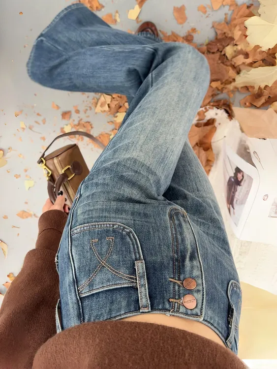 直筒微喇裤女2026新款大码胖mm高腰显瘦不贴腿喇叭裤宽松牛仔裤子