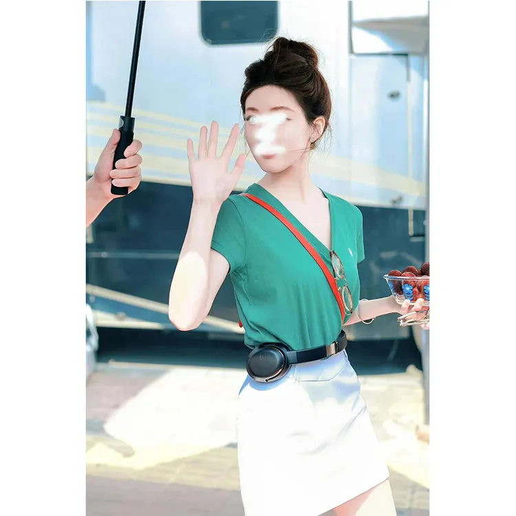 许我耀眼许研露思同款衣服V领T恤女短袖修身正肩上衣2025夏季新品