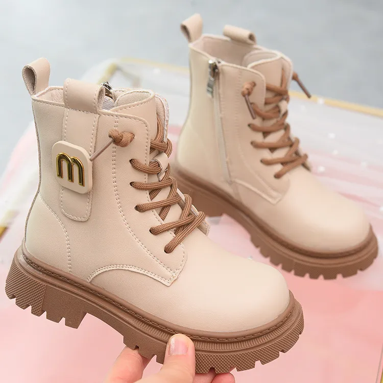 女童秋冬新款真皮马丁靴加绒短靴中大童时尚保暖皮靴