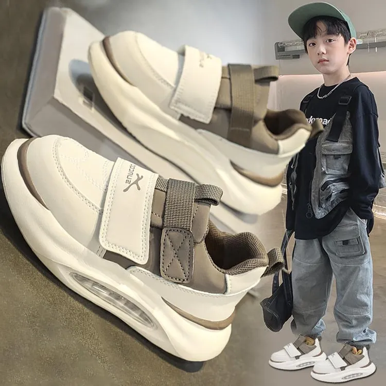 安踏联名踏鞋童鞋男童2025新款秋季儿童皮面轻便运动鞋男孩大童跑