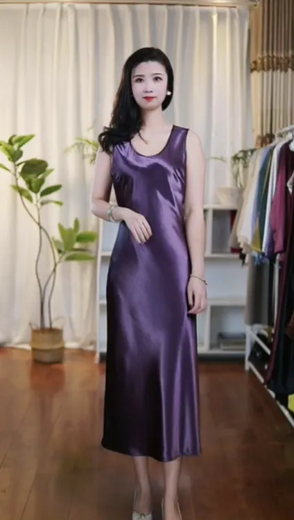 2025纯色简约名媛风鎏金缎面长裙气质显瘦时尚百搭【连衣裙】