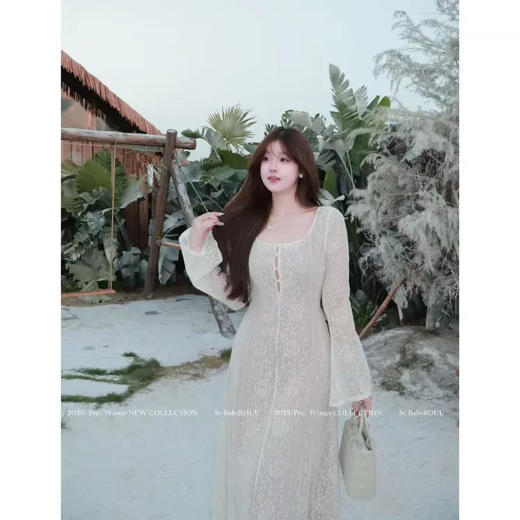 【杏雾云舒】温与柔法式纯欲千金风镂空喇叭长袖收腰显瘦连衣裙